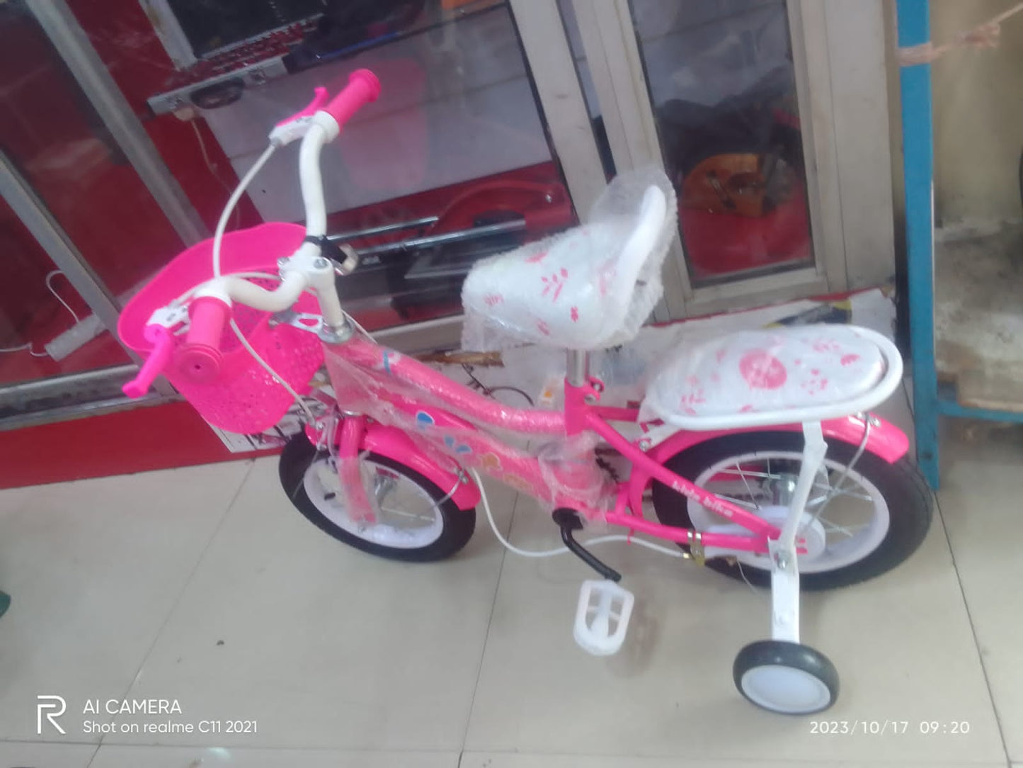 Size 12, 16 & 20 princess bikes on offer