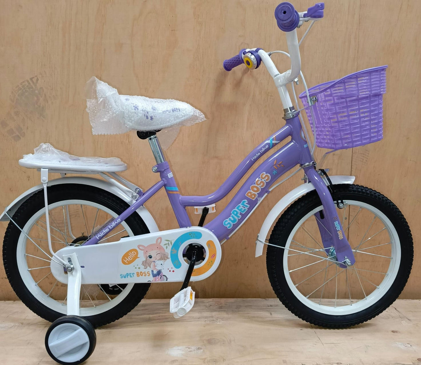 Size 20 girls bike with balance wheels